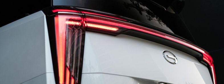 Conexión de luces traseras y luces direccionales 