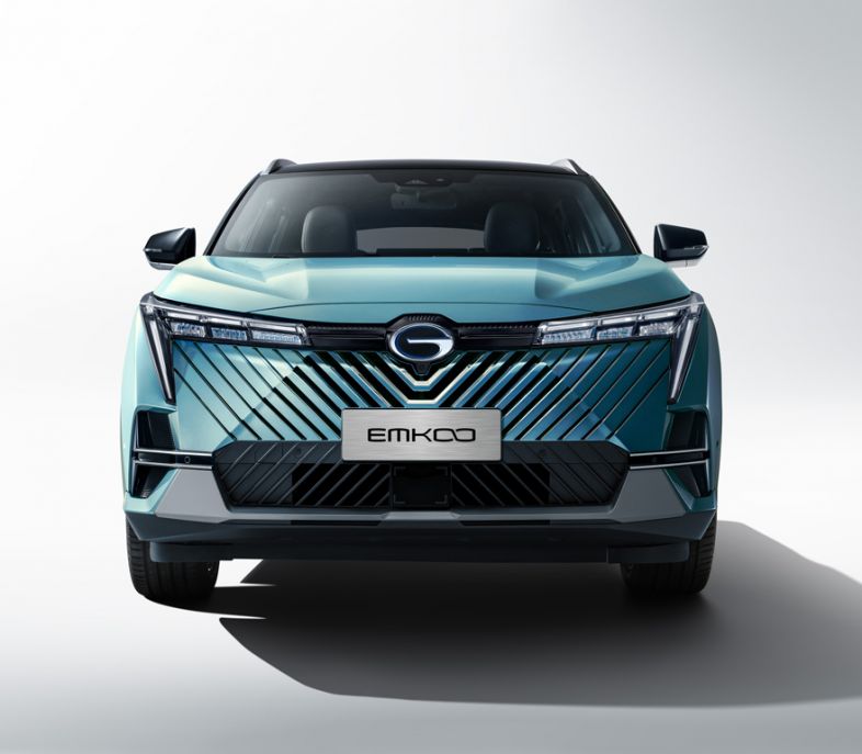 Parrilla delantera con efecto de iluminación rítmica 