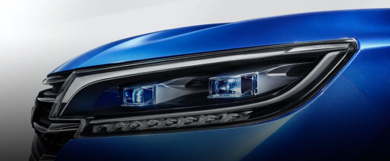 Faros delanteros Full LED de doble estrella